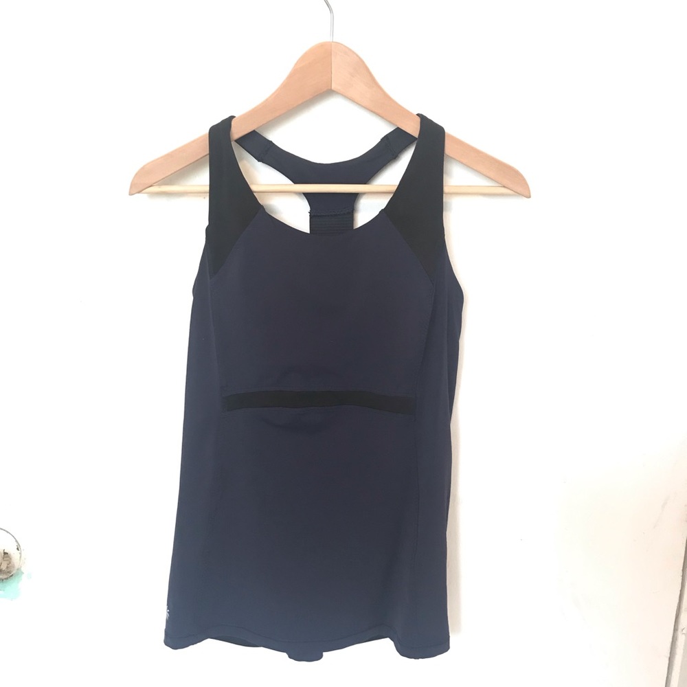 Athleta built in bra tank top